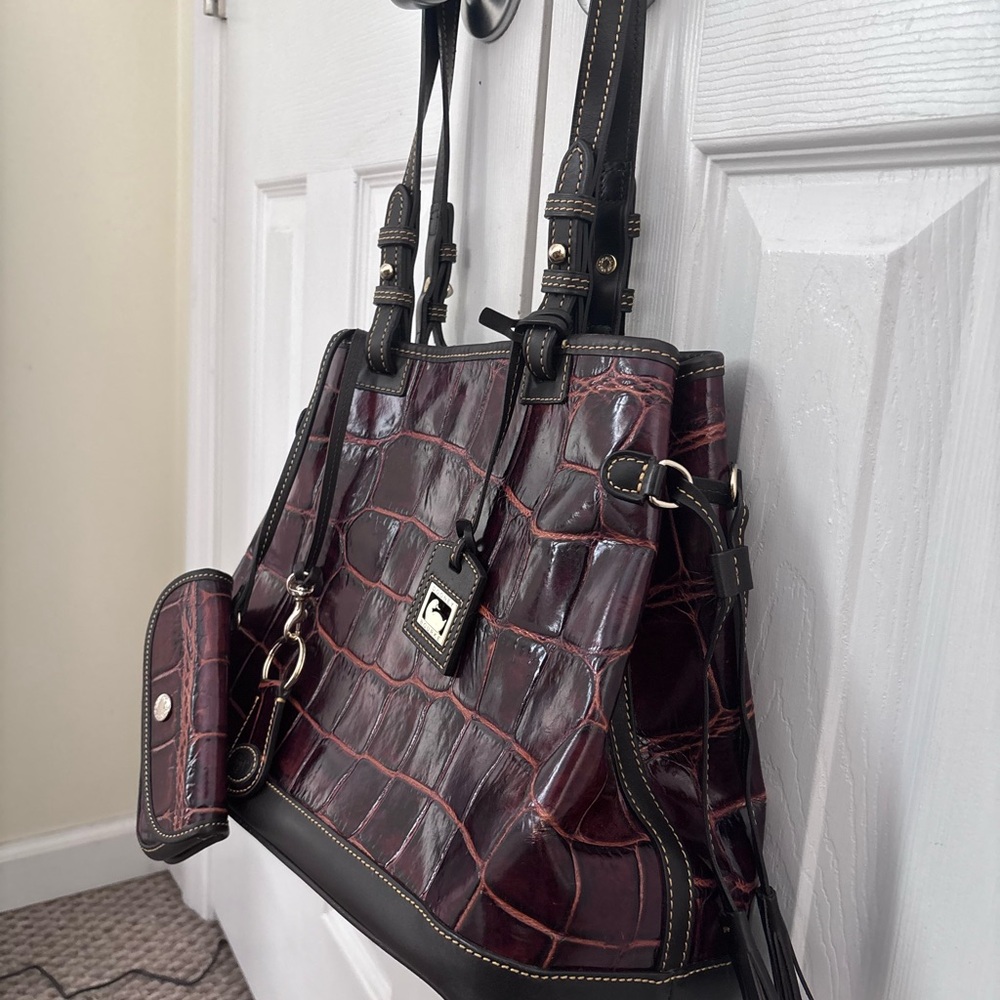 Dooney & Bourke Burgundy Croc-Embossed Shoulder Bag Set - Picture 3 of 16